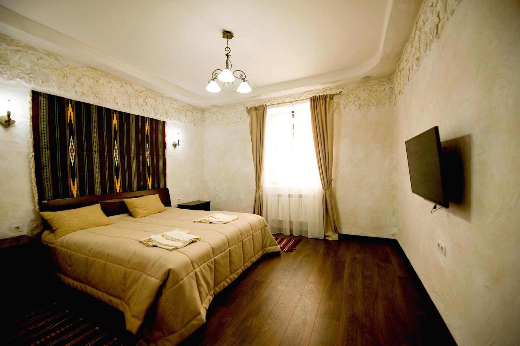 Козак Вакула Hotel Kozelets Buitenkant foto